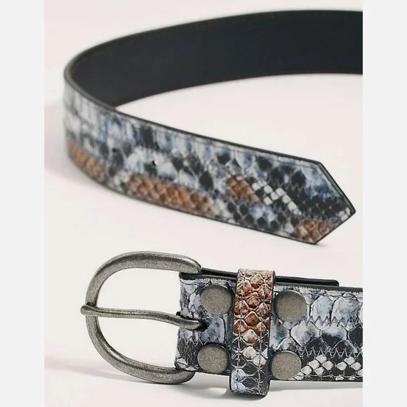 NWOT Free People Leather Snake Bite Belt - Picture 2 of 2